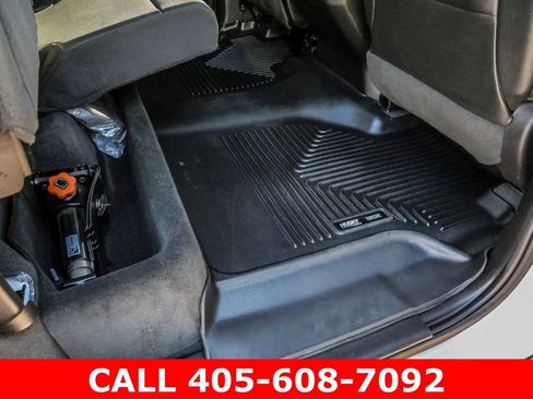 Used 2022 GMC Sierra 3500 Denali w/ Denali Ultimate Package AWD/4WD image 27