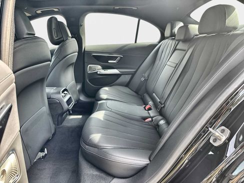 Used 2026 Mercedes-Benz E 350 Sedan image 12