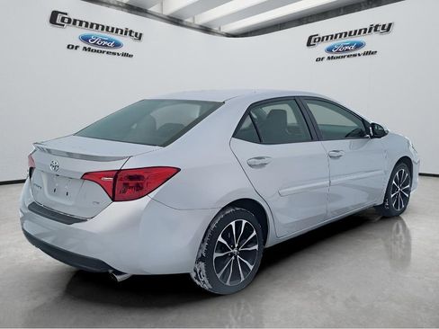 Used 2017 Toyota Corolla SE w/ Carpet Mat Package (TMS) image 9