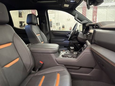 Used 2024 GMC Sierra 1500 AT4 w/ AT4 Premium Package image 14