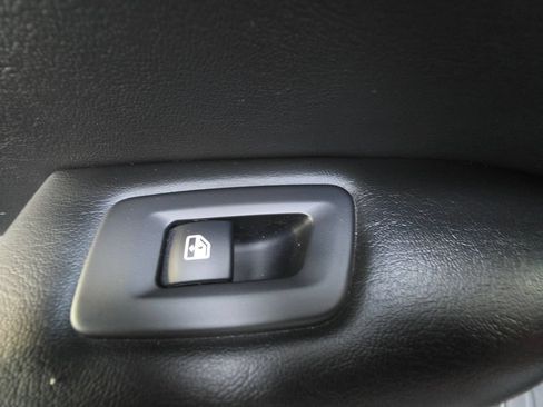Used 2021 Jeep Compass Latitude AWD/4WD image 11