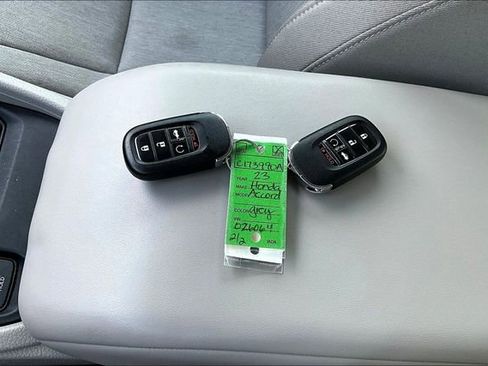 Used 2023 Honda Accord EX image 33