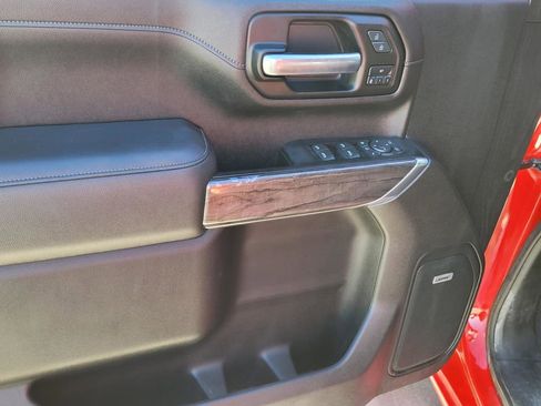 Used 2020 Chevrolet Silverado 2500 LTZ w/ LTZ Premium Package image 21