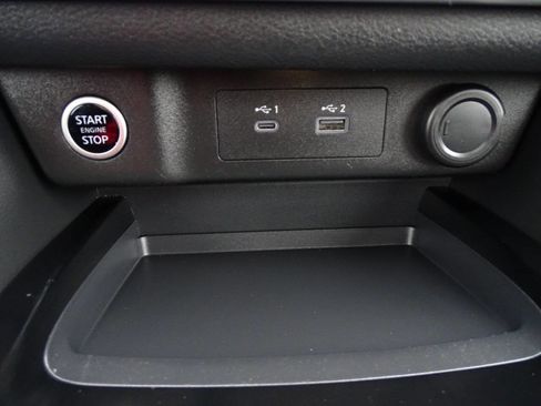 Used 2021 Nissan Rogue SV image 33