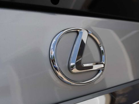 Used 2018 Lexus GX 460 Premium w/ Premium Package AWD/4WD image 54