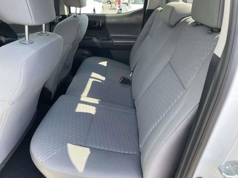 Used 2021 Toyota Tacoma SR w/ SR Convenience Package image 22