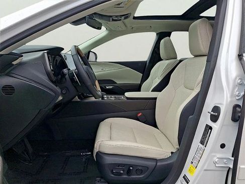 Certified 2024 Lexus RX 350 AWD w/ Convenience Package image 12