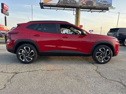 New 2026 Chevrolet Trax RS w/ Driver Confidence Package FWD image 8