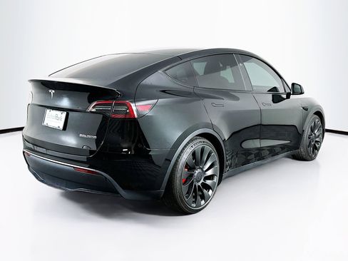 Used 2023 Tesla Model Y Performance image 9