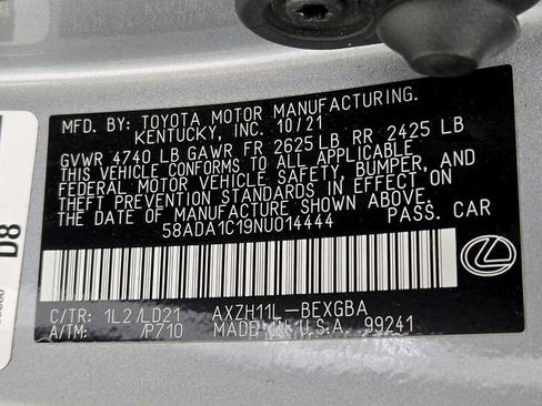 Used 2022 Lexus ES 300h w/ Premium Package image 32