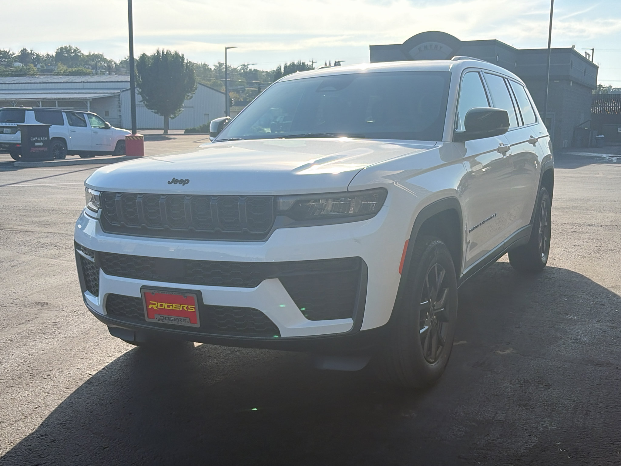 New 2027 Jeep Grand Cherokee L 4WD image 3