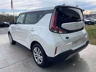 New 2025 Kia Soul LX video 3