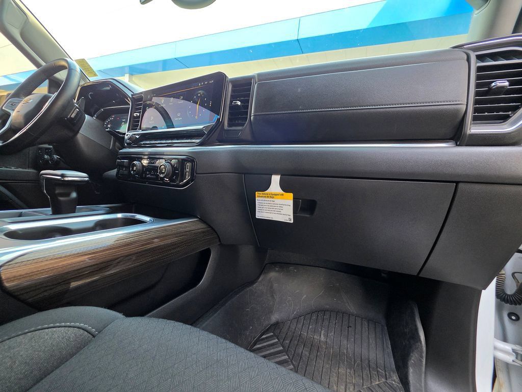 Used 2025 Chevrolet Silverado 1500 LT AWD/4WD image 66