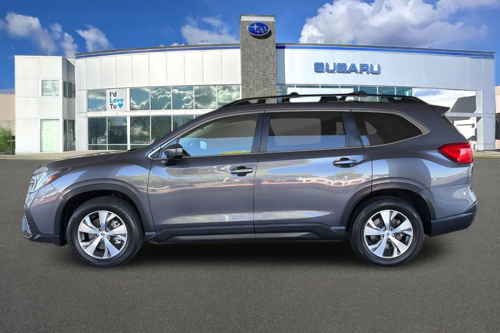 Used 2024 Subaru Ascent Premium w/ Convenience Package AWD/4WD image 9