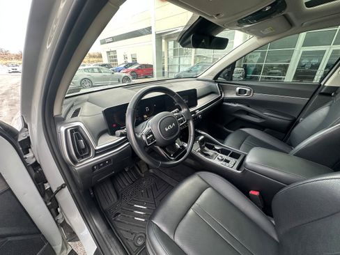 Used 2024 Kia Sorento X-Line EX image 38