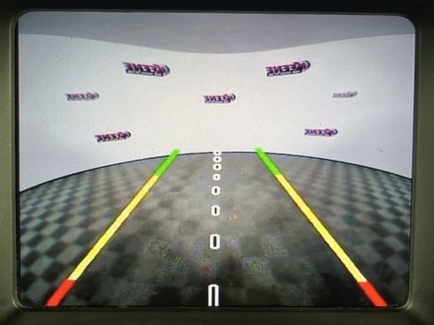 Used 2016 Jeep Cherokee Limited w/ Luxury Group image 11