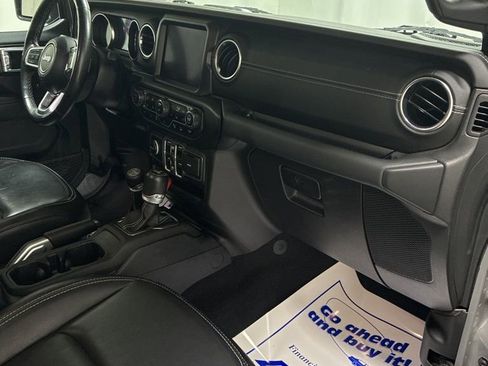 Used 2021 Jeep Wrangler Unlimited Sahara w/ Dual Top Group image 23