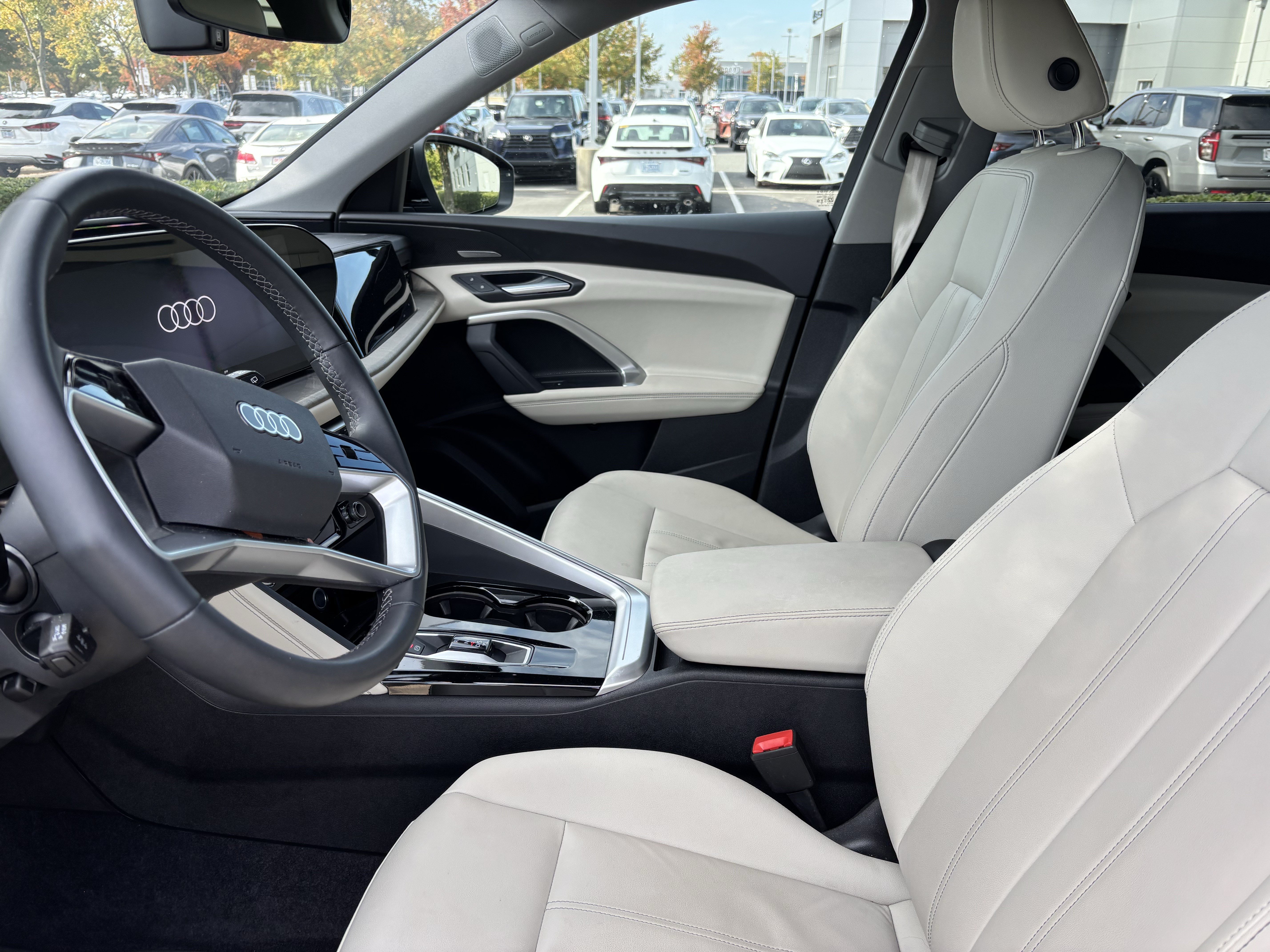 Used 2026 Audi Q5 Premium Plus AWD/4WD image 16