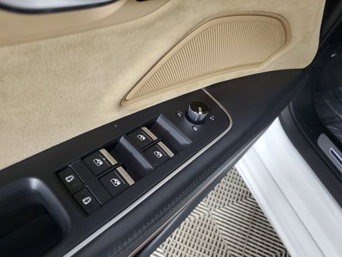 Certified 2021 Audi A8 L 4.0T w/ Executive Plus Package image 31