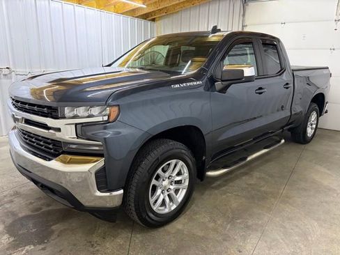 Used 2019 Chevrolet Silverado 1500 LT w/ All-Star Edition AWD/4WD image 3
