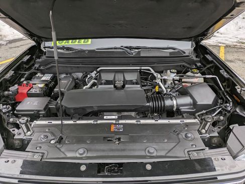 Certified 2024 GMC Canyon Denali image 40