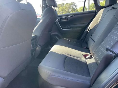 Used 2023 Toyota RAV4 SE w/ Convenience Package AWD/4WD image 10
