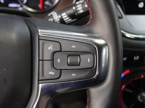 Used 2025 Chevrolet Blazer RS FWD image 17