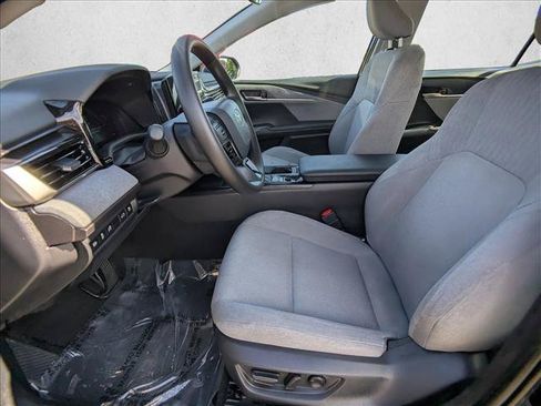 Used 2025 Toyota Camry LE w/ Convenience Package FWD image 15