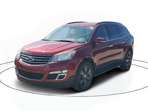 Used 2017 Chevrolet Traverse LT w/ Graphite Special Edition AWD/4WD image 2