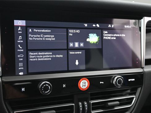 New 2026 Porsche Macan AWD/4WD image 14