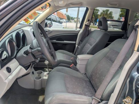 Used 2006 Chrysler PT Cruiser Touring FWD image 9
