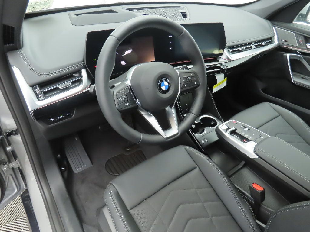 Certified 2026 BMW X1 xDrive28i w/ Technology Package AWD/4WD image 10