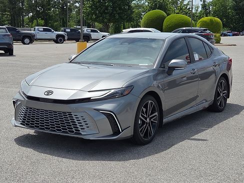 New 2026 Toyota Camry XSE FWD image 2