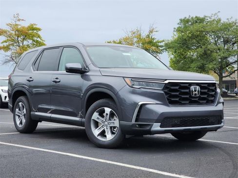 New 2025 Honda Pilot EX-L image 2