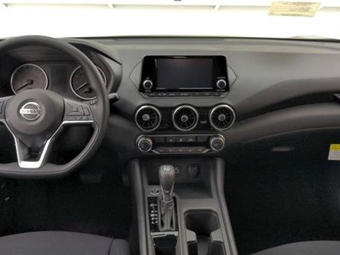 Used 2023 Nissan Sentra S FWD image 28