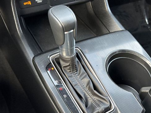 Certified 2025 Honda Civic Sport image 20