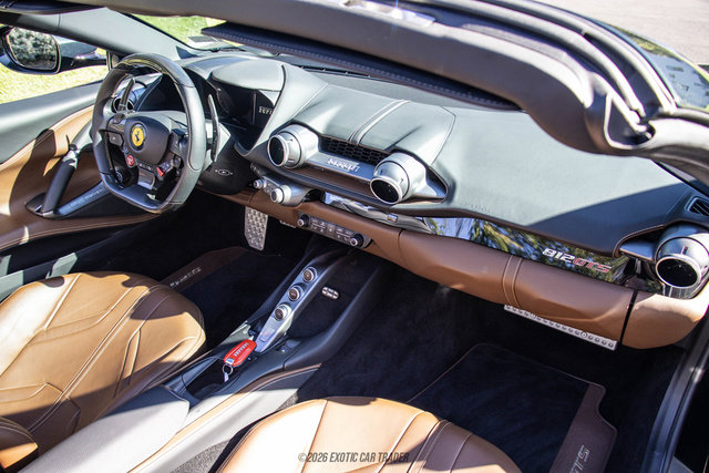 Used 2021 Ferrari 812 GTS RWD image 61