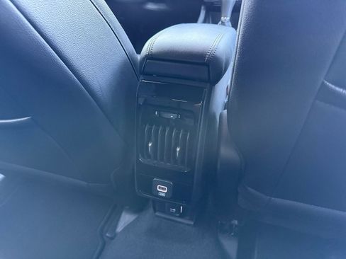 Used 2025 Jeep Compass Limited AWD/4WD image 23