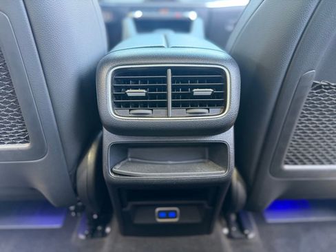 Used 2024 Mercedes-Benz GLE 350 4MATIC w/ 3rd Row Seat Package image 52