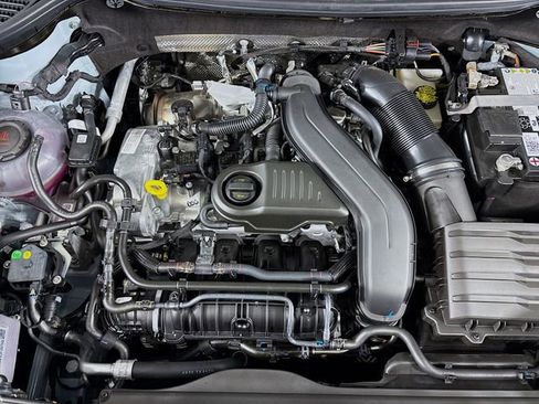 New 2026 Volkswagen Taos SE AWD/4WD image 31