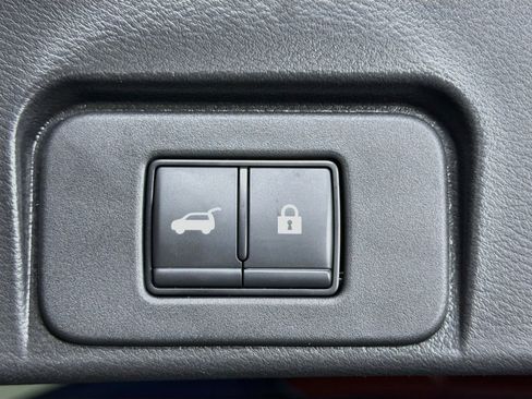 Used 2023 Nissan Rogue SL w/ SL Premium Package AWD/4WD image 30