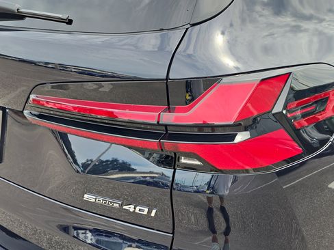 New 2026 BMW X5 sDrive40i w/ M Sport Package image 8