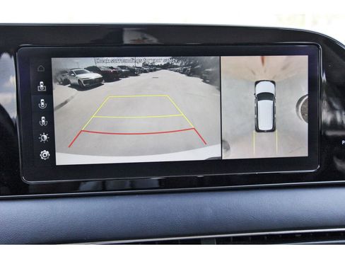 Used 2021 Hyundai Palisade Limited FWD image 25