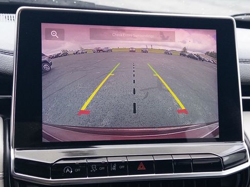 Used 2022 Jeep Compass Limited w/ Sun and Sound Group image 24