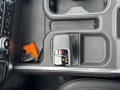 Certified 2025 GMC Sierra 1500 SLT w/ SLT Premium Plus Package image 20