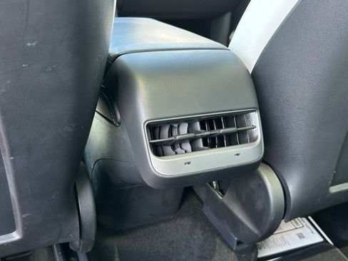 Used 2021 Tesla Model Y Performance AWD/4WD image 59
