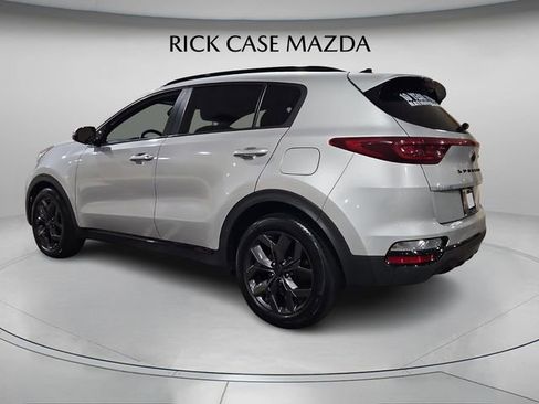 Used 2022 Kia Sportage Nightfall Edition image 8