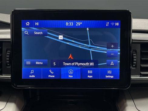 Used 2023 Ford Explorer XLT image 10