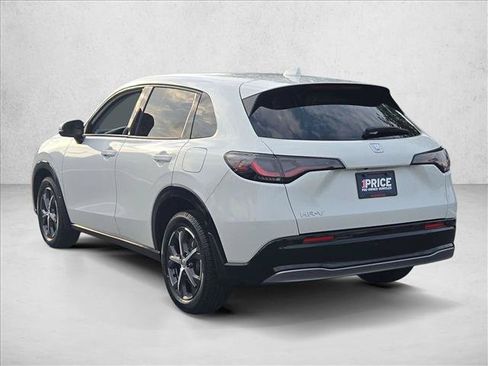 Used 2024 Honda HR-V EX-L image 8