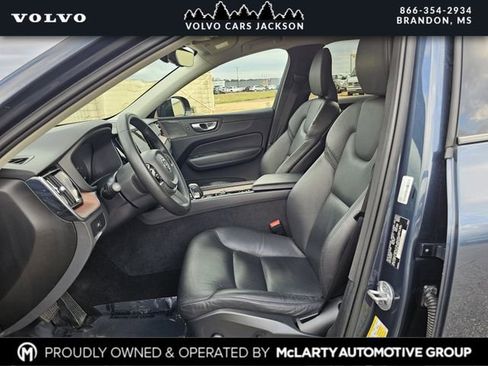 Used 2024 Volvo XC60 B5 Plus image 13